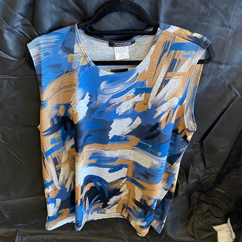 Julia Divina Blue and Tan Abstract sleeveless top